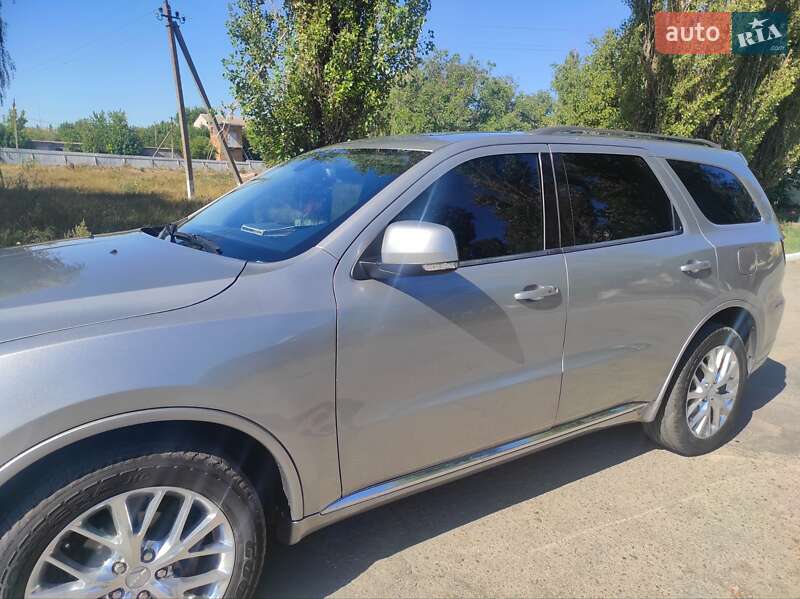Внедорожник / Кроссовер Dodge Durango 2016 в Южном