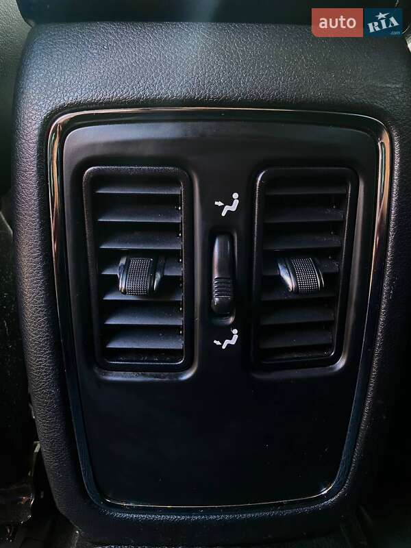 Позашляховик / Кросовер Dodge Durango 2014 в Києві