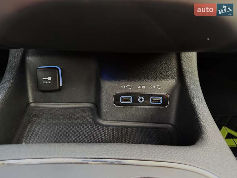 Внедорожник / Кроссовер Dodge Durango 2019 в Киеве