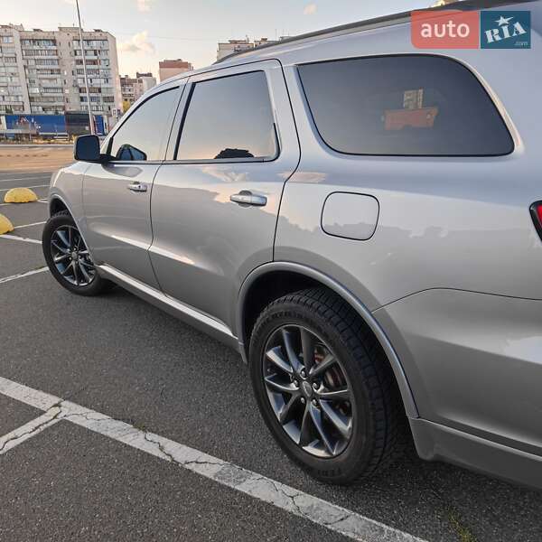 Позашляховик / Кросовер Dodge Durango 2017 в Києві