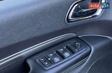 Внедорожник / Кроссовер Dodge Durango 2015 в 