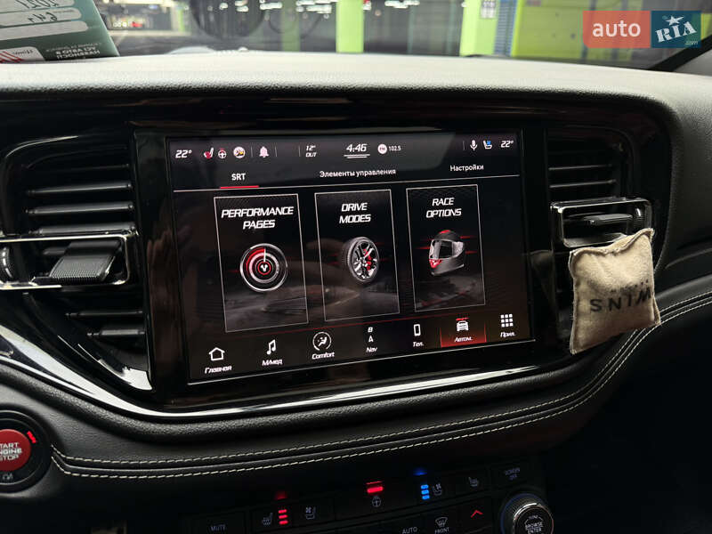 Внедорожник / Кроссовер Dodge Durango 2021 в Киеве