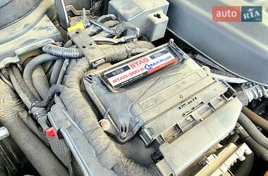 Позашляховик / Кросовер Dodge Durango 2016 в  фото 25 Позашляховик / Кросовер Dodge Durango 2016 в