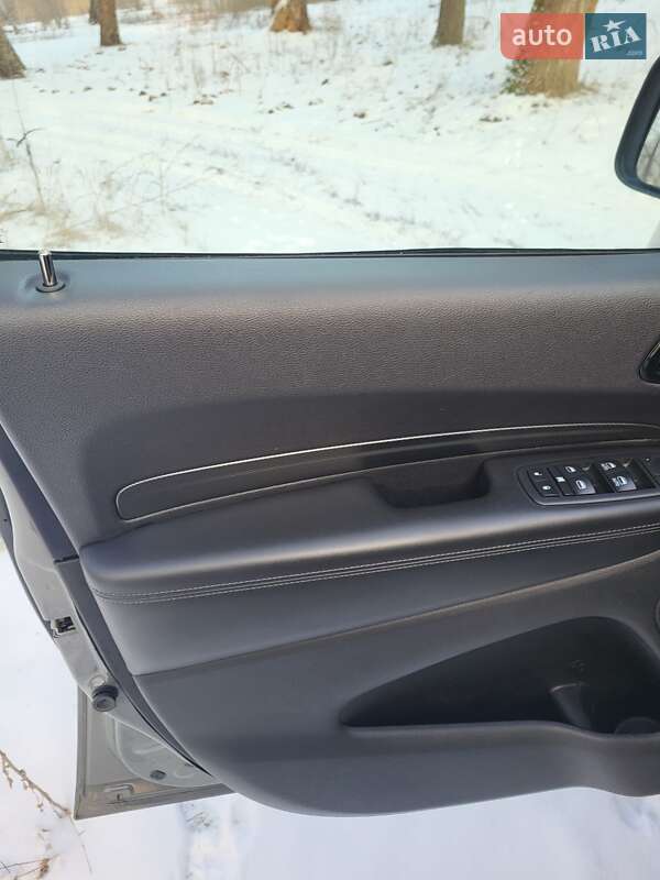 Внедорожник / Кроссовер Dodge Durango 2020 в Ромнах