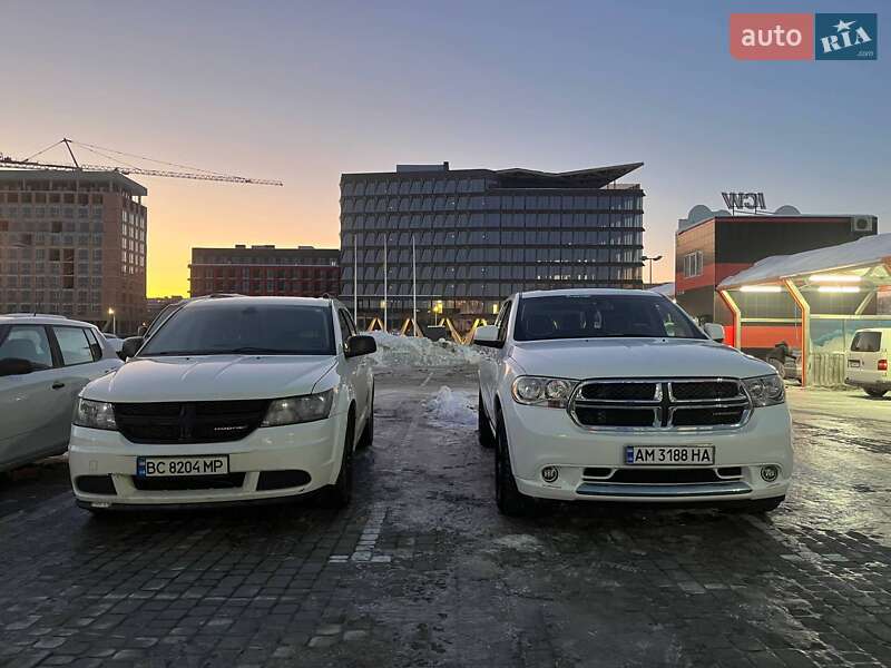 Позашляховик / Кросовер Dodge Durango 2013 в Львові