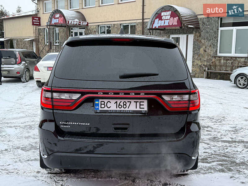 Позашляховик / Кросовер Dodge Durango 2017 в Володимирі