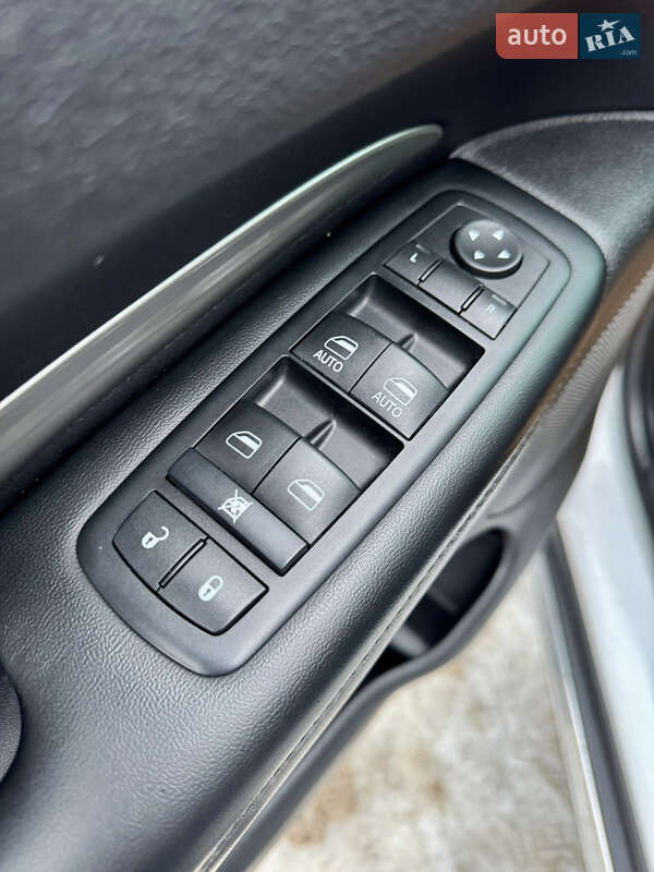 Внедорожник / Кроссовер Dodge Durango 2016 в Ивано-Франковске