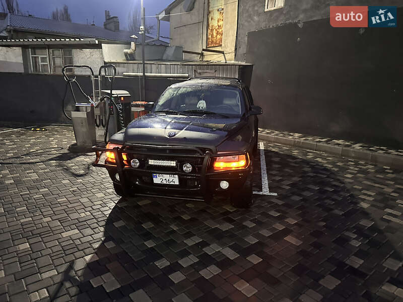 Внедорожник / Кроссовер Dodge Durango 2003 в Николаеве