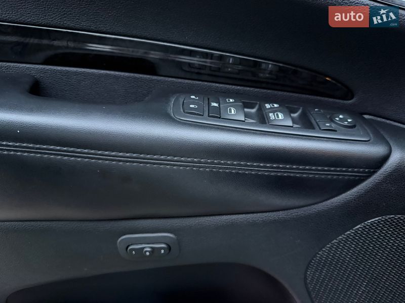 Внедорожник / Кроссовер Dodge Durango 2015 в Киеве