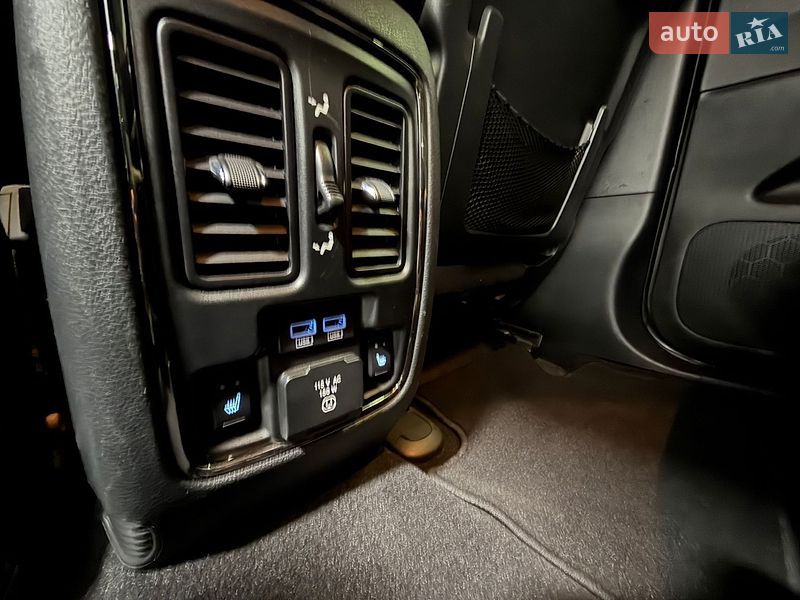 Позашляховик / Кросовер Dodge Durango 2020 в Одесі фото 20 Позашляховик / Кросовер Dodge Durango 2020 в Одесі