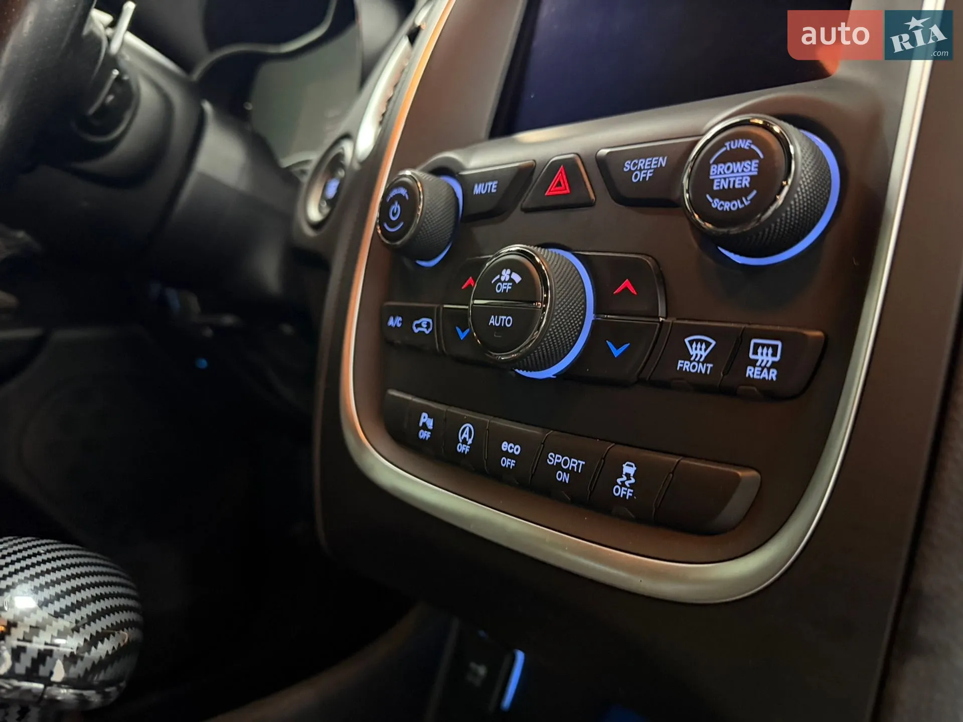 2020 Dodge Durango - мініатюра 24