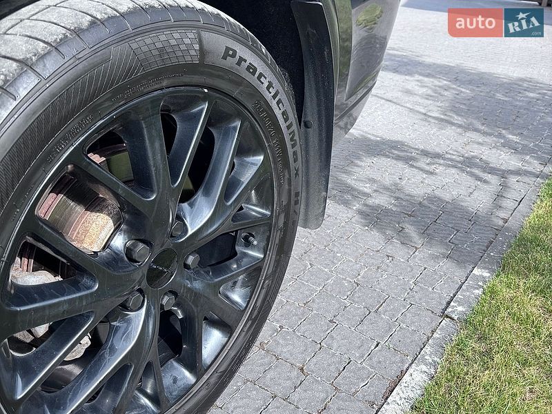 Внедорожник / Кроссовер Dodge Durango 2015 в Луцке
