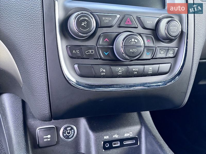 Внедорожник / Кроссовер Dodge Durango 2015 в Луцке