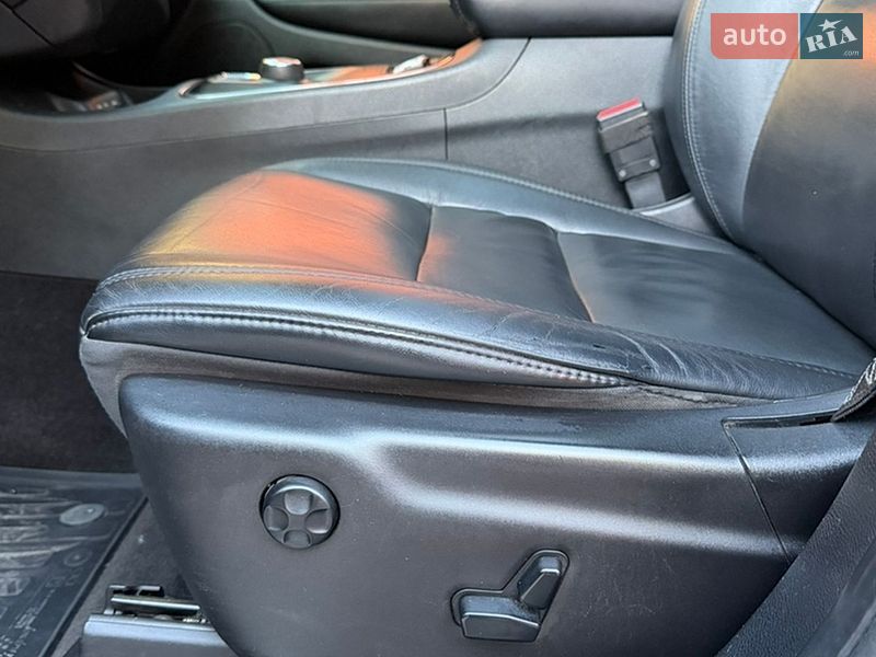 Позашляховик / Кросовер Dodge Durango 2014 в Володимирі
