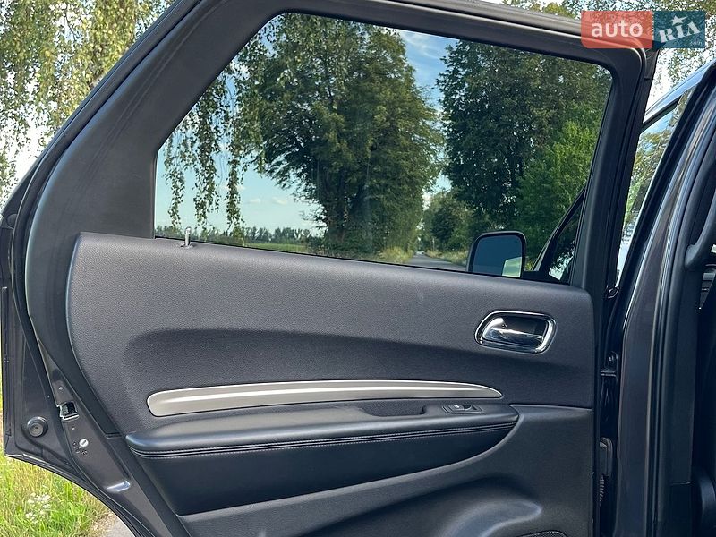 Внедорожник / Кроссовер Dodge Durango 2017 в Львове