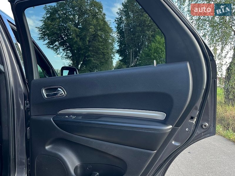 Внедорожник / Кроссовер Dodge Durango 2017 в Львове