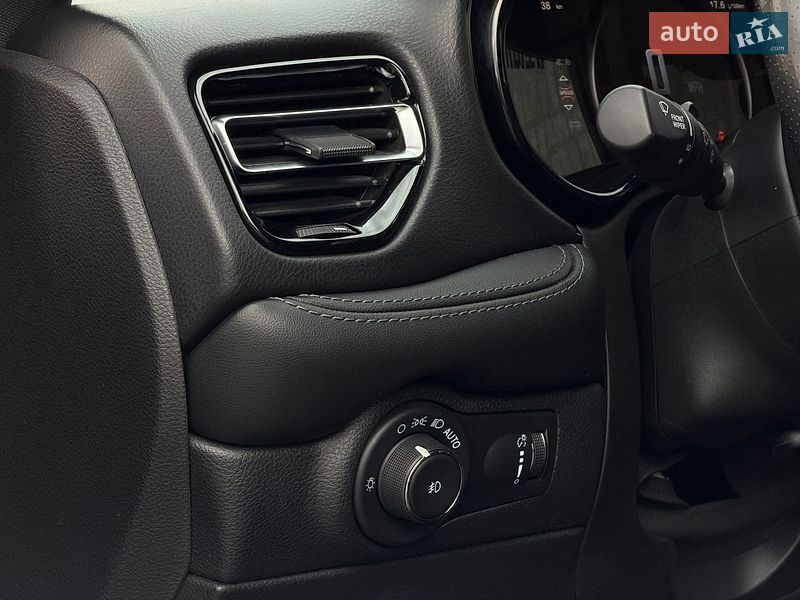 Внедорожник / Кроссовер Dodge Durango 2021 в Киеве