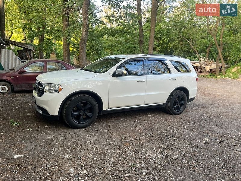 Внедорожник / Кроссовер Dodge Durango 2012 в Броварах