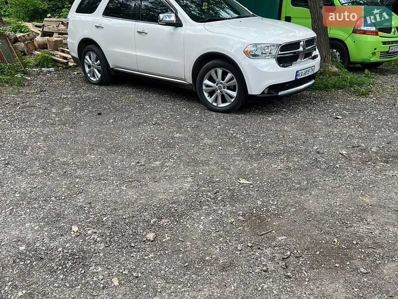 Внедорожник / Кроссовер Dodge Durango 2012 в Броварах