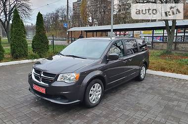 Минивэн Dodge Grand Caravan 2016 в Киеве