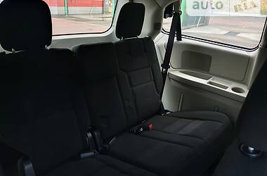 Минивэн Dodge Grand Caravan 2016 в Киеве