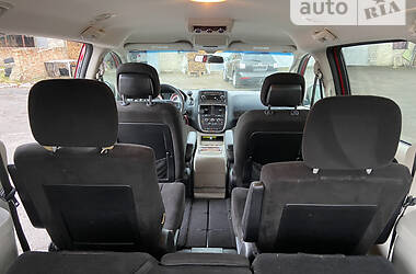 Минивэн Dodge Grand Caravan 2012 в Дубно