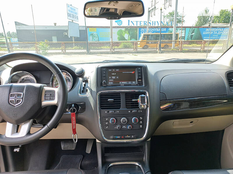 Минивэн Dodge Grand Caravan 2016 в Одессе