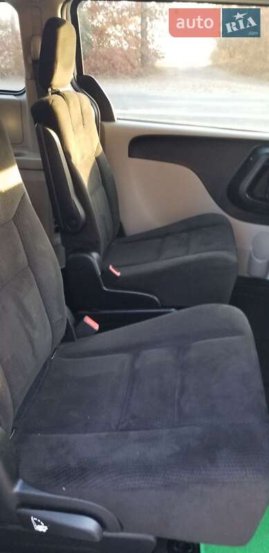 Мінівен Dodge Grand Caravan 2016 в Івано-Франківську