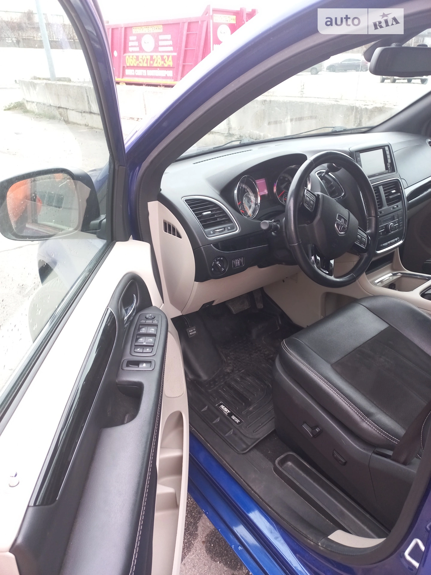 2019 Dodge Caravan - мініатюра 15