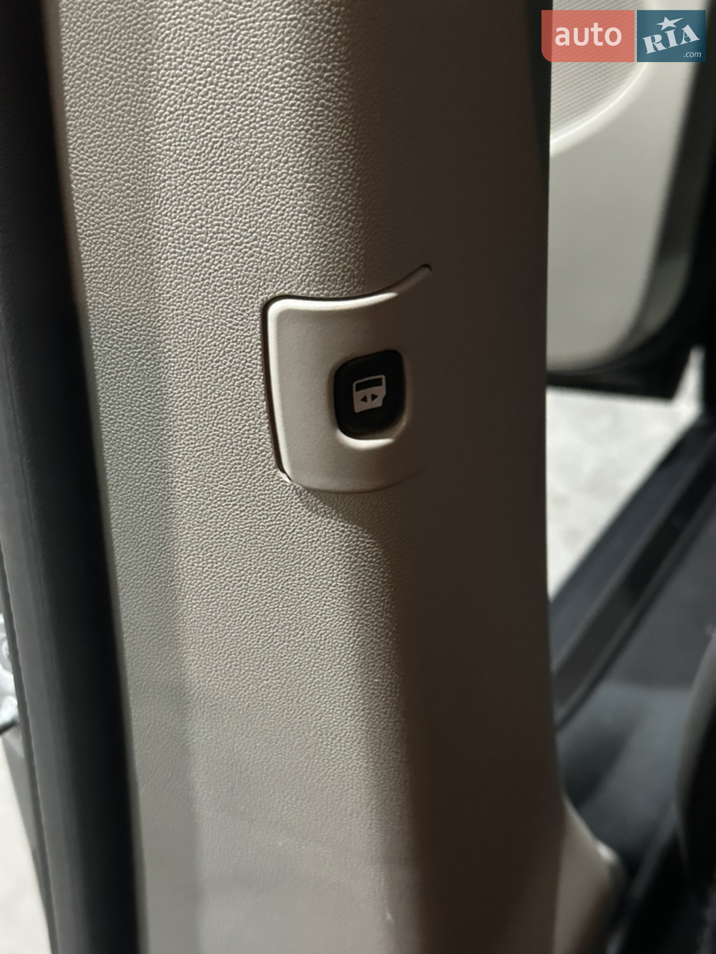 2016 Dodge Caravan - мініатюра 17