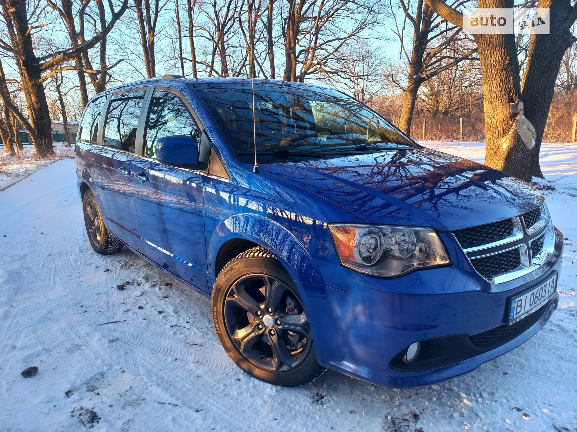 2019 Dodge Caravan - мініатюра 4