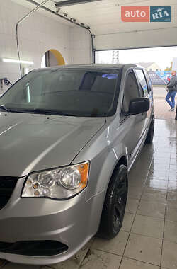 Мінівен Dodge Grand Caravan 2014 в Києві