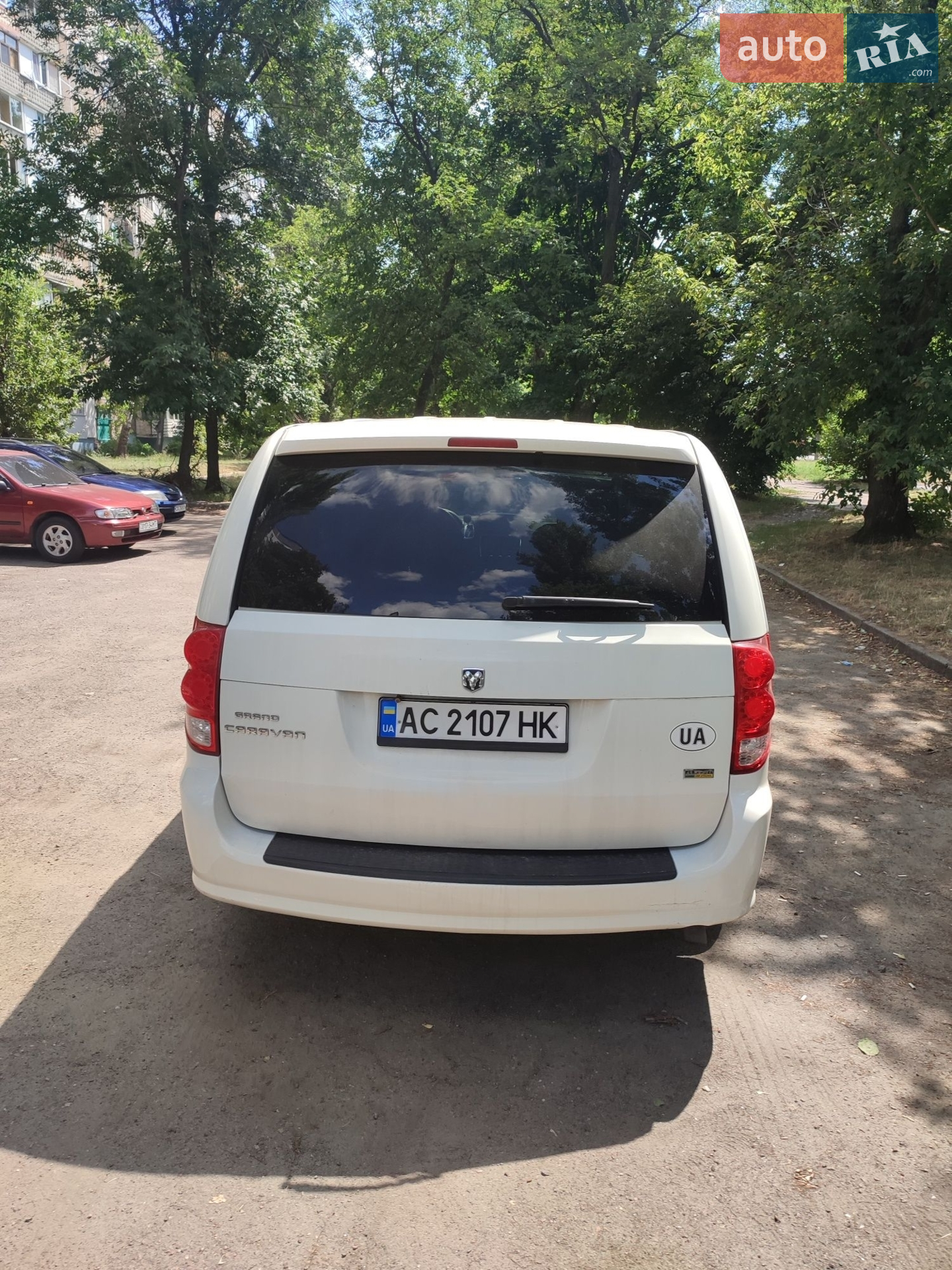 2012 Dodge Caravan - мініатюра 4
