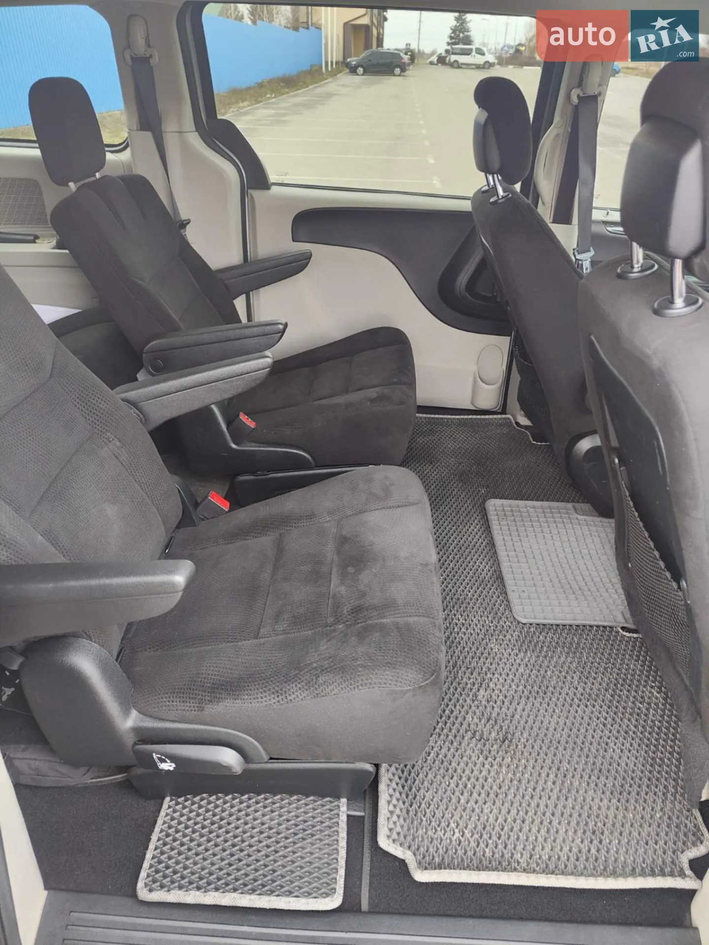 2016 Dodge Caravan - мініатюра 6
