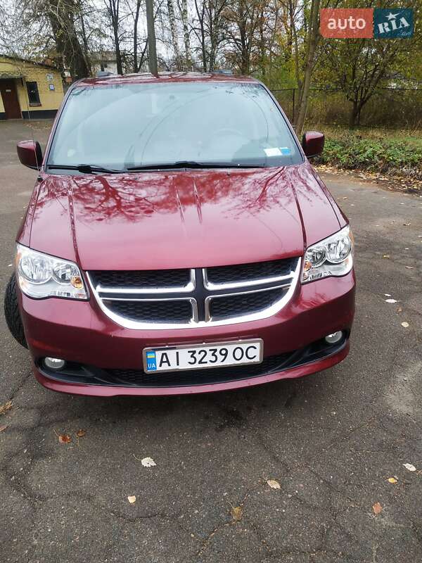Мінівен Dodge Grand Caravan 2017 в Боярці