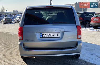 Мінівен Dodge Grand Caravan 2015 в Києві