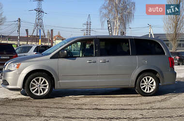 Мінівен Dodge Grand Caravan 2015 в Києві