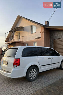 Минивэн Dodge Grand Caravan 2014 в 