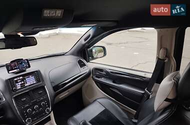 Минивэн Dodge Grand Caravan 2018 в 