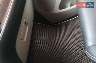 Минивэн Dodge Grand Caravan 2020 в 