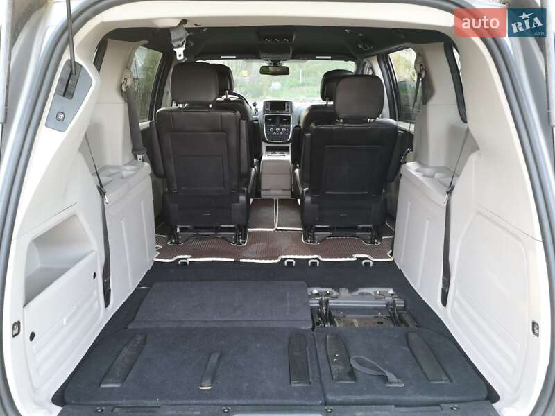 Минивэн Dodge Grand Caravan 2020 в Львове фото 16 Минивэн Dodge Grand Caravan 2020 в Львове