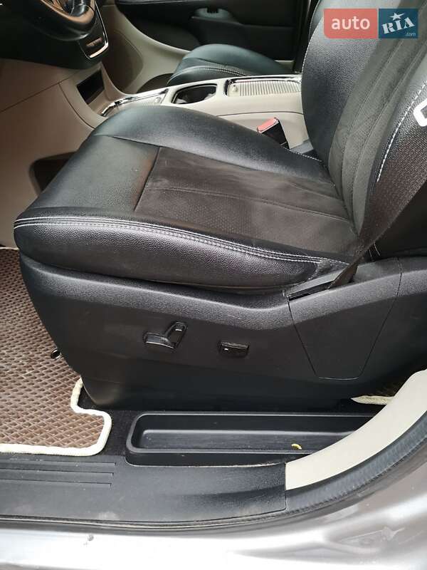 Минивэн Dodge Grand Caravan 2020 в Львове фото 17 Минивэн Dodge Grand Caravan 2020 в Львове