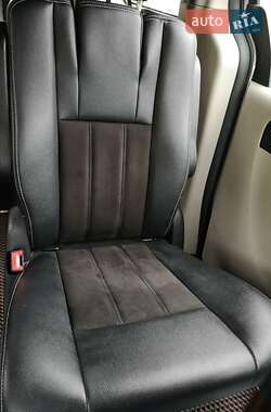 Минивэн Dodge Grand Caravan 2020 в 