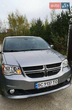 Минивэн Dodge Grand Caravan 2020 в 