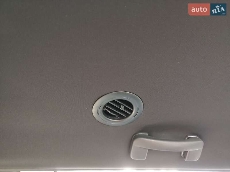 Минивэн Dodge Grand Caravan 2020 в Львове фото 28 Минивэн Dodge Grand Caravan 2020 в Львове