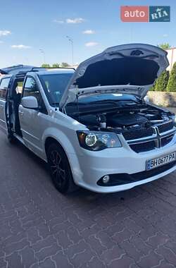 Мінівен Dodge Grand Caravan 2017 в 