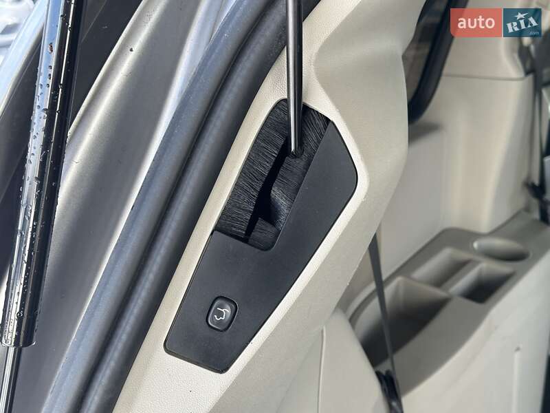 Мінівен Dodge Grand Caravan 2017 в Києві