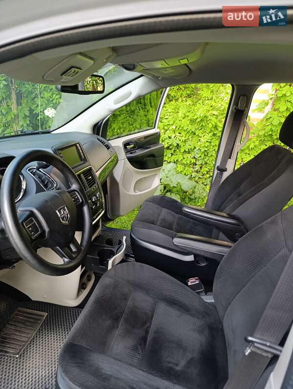 Минивэн Dodge Grand Caravan 2018 в Сумах