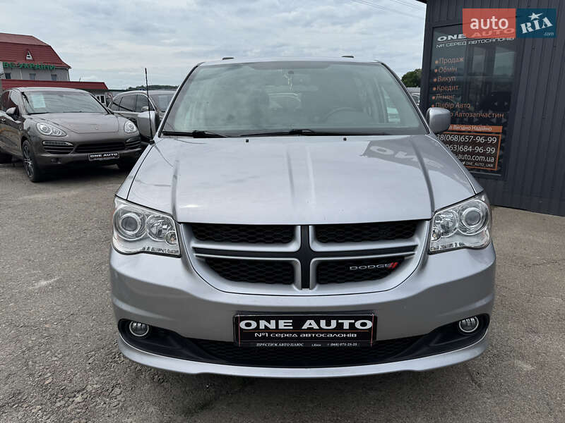Мінівен Dodge Grand Caravan 2017 в Києві