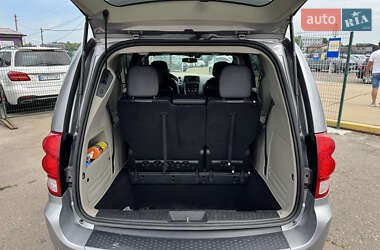 Мінівен Dodge Grand Caravan 2017 в 